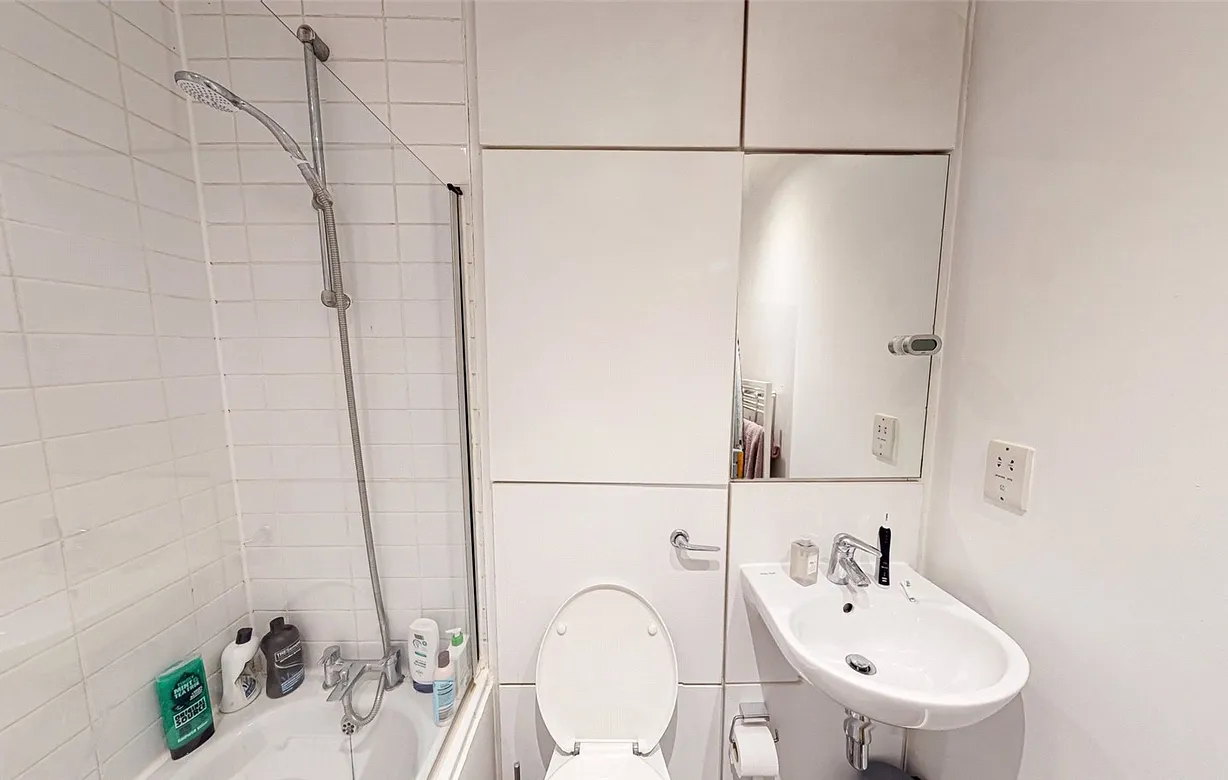 2 bedroom apartment for sale - Bentley Hurst