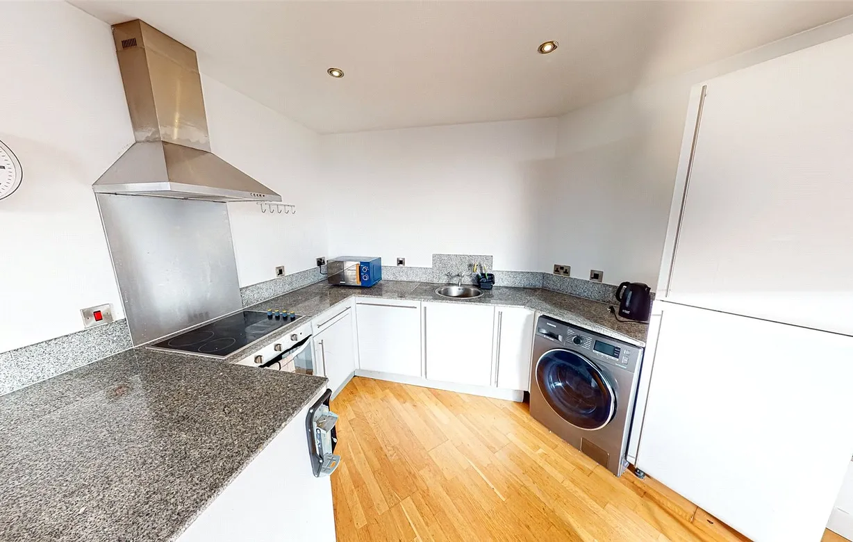 2 bedroom apartment to rent - Bentley Hurst