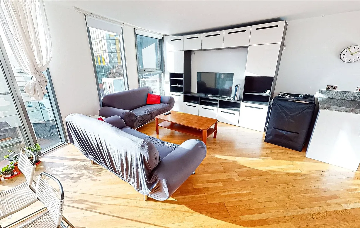 2 bedroom apartment to rent - Bentley Hurst