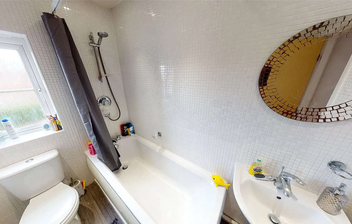 2 bedroom house for sale - Bentley Hurst