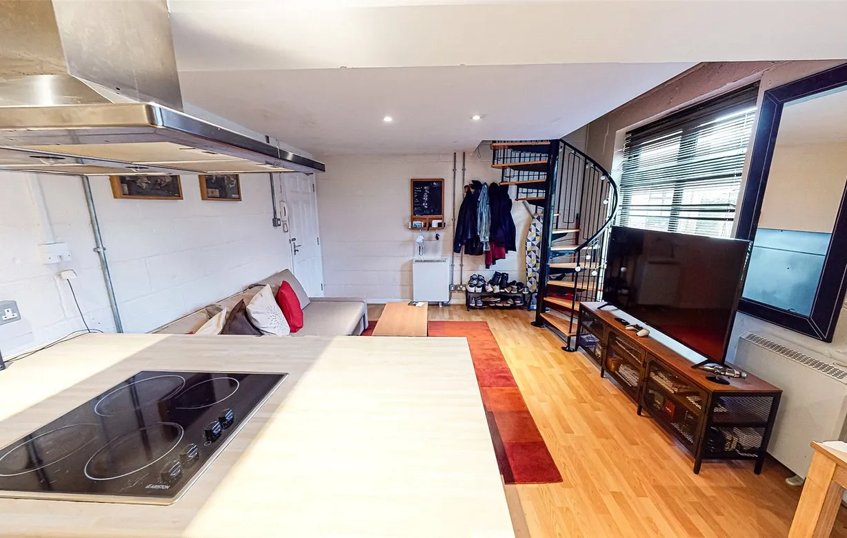 1 bedroom apartment for sale - Bentley Hurst