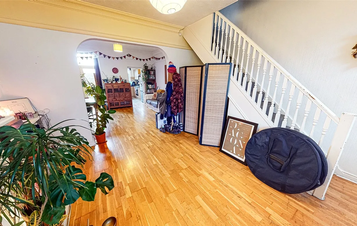 2 bedroom house for sale - Bentley Hurst