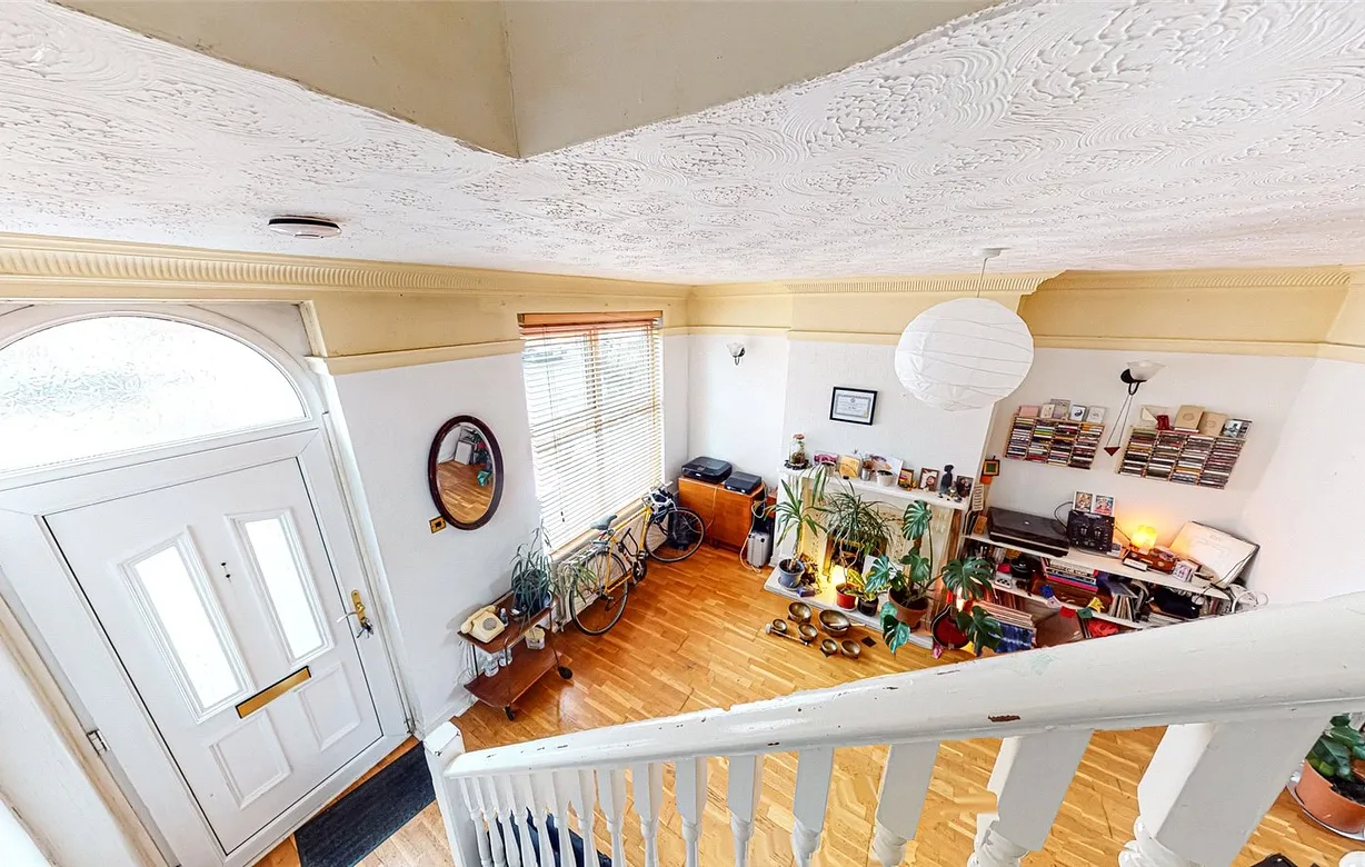 2 bedroom house for sale - Bentley Hurst