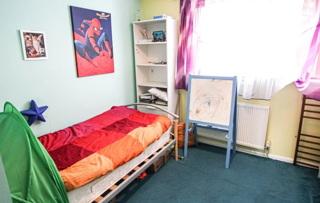 3 bedroom house for sale - Bentley Hurst
