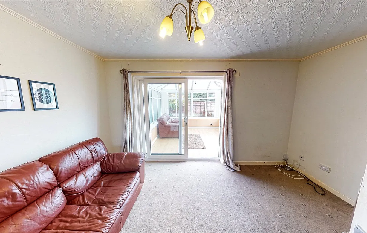 2 bedroom house for sale - Bentley Hurst