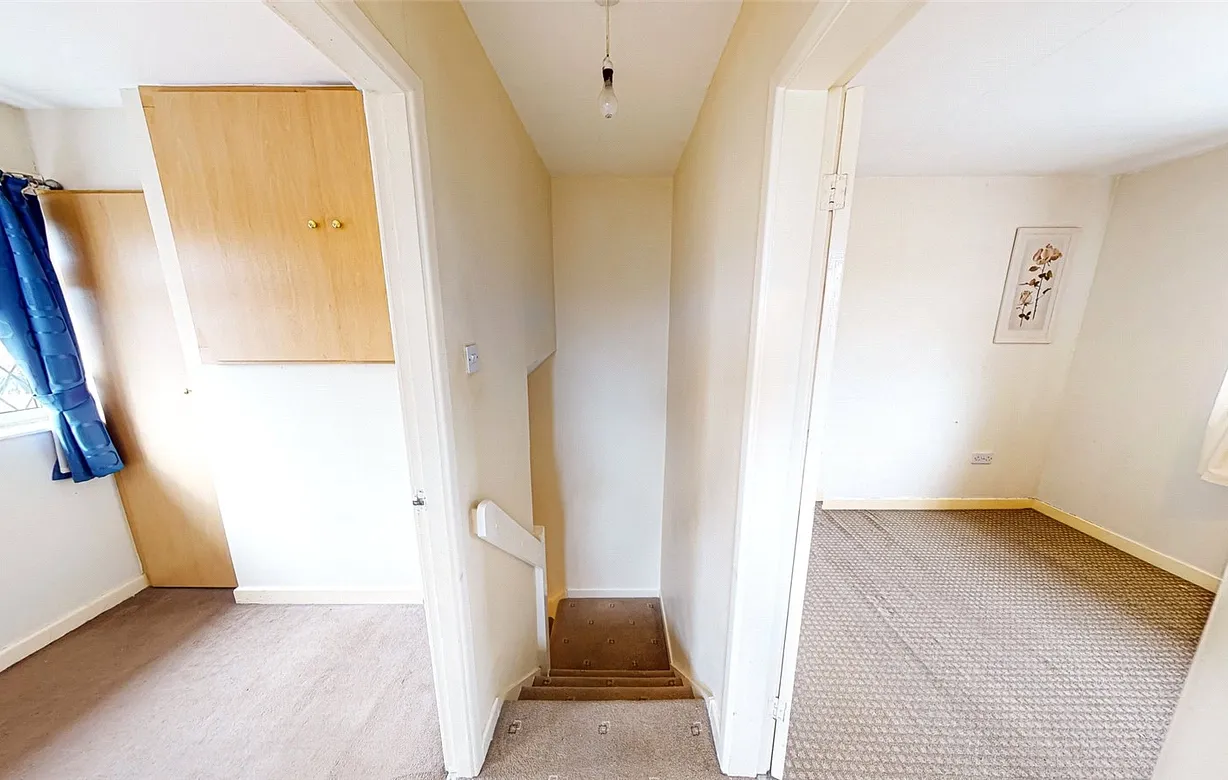 2 bedroom house for sale - Bentley Hurst