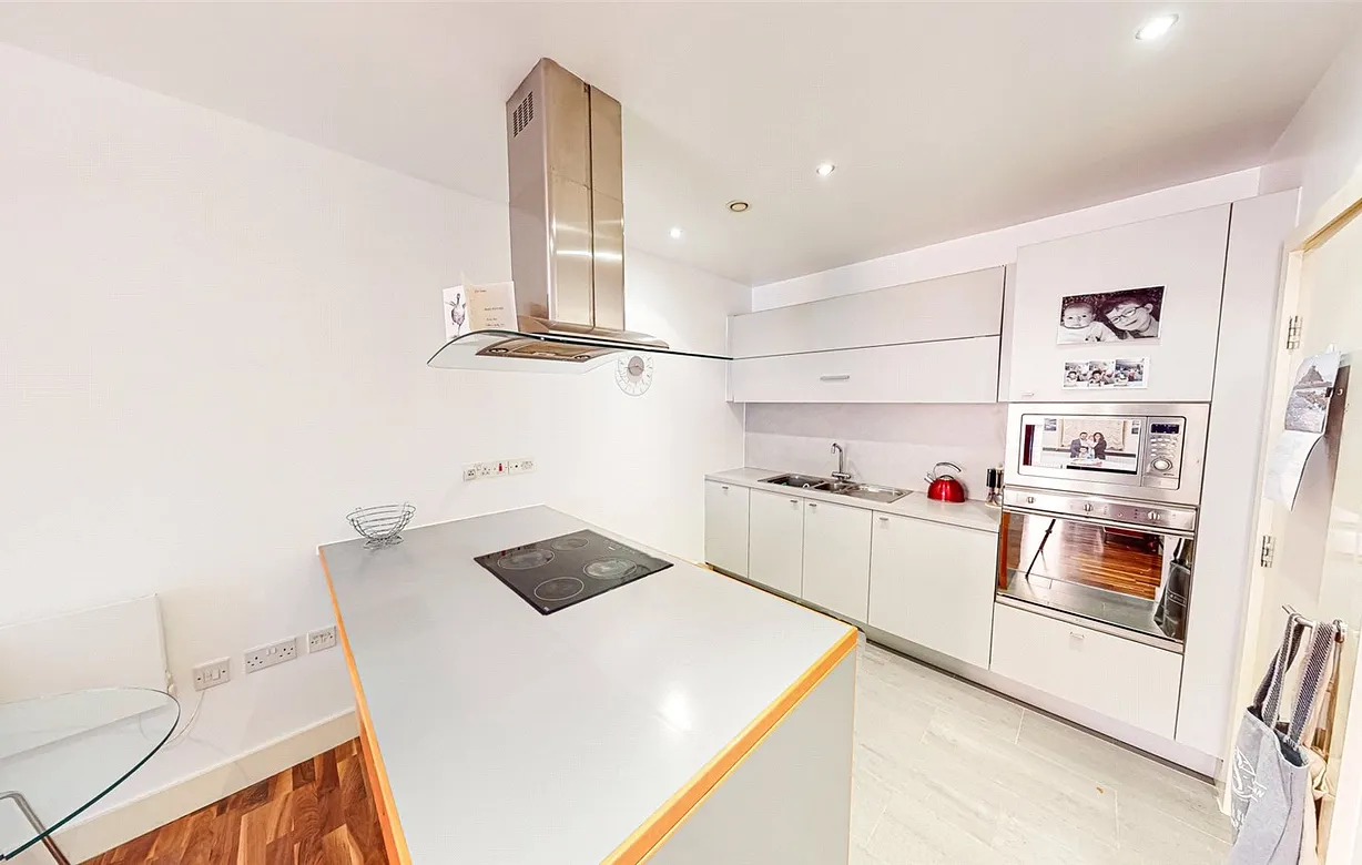 1 bedroom apartment for sale - Bentley Hurst