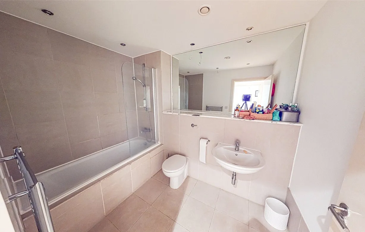 1 bedroom apartment for sale - Bentley Hurst