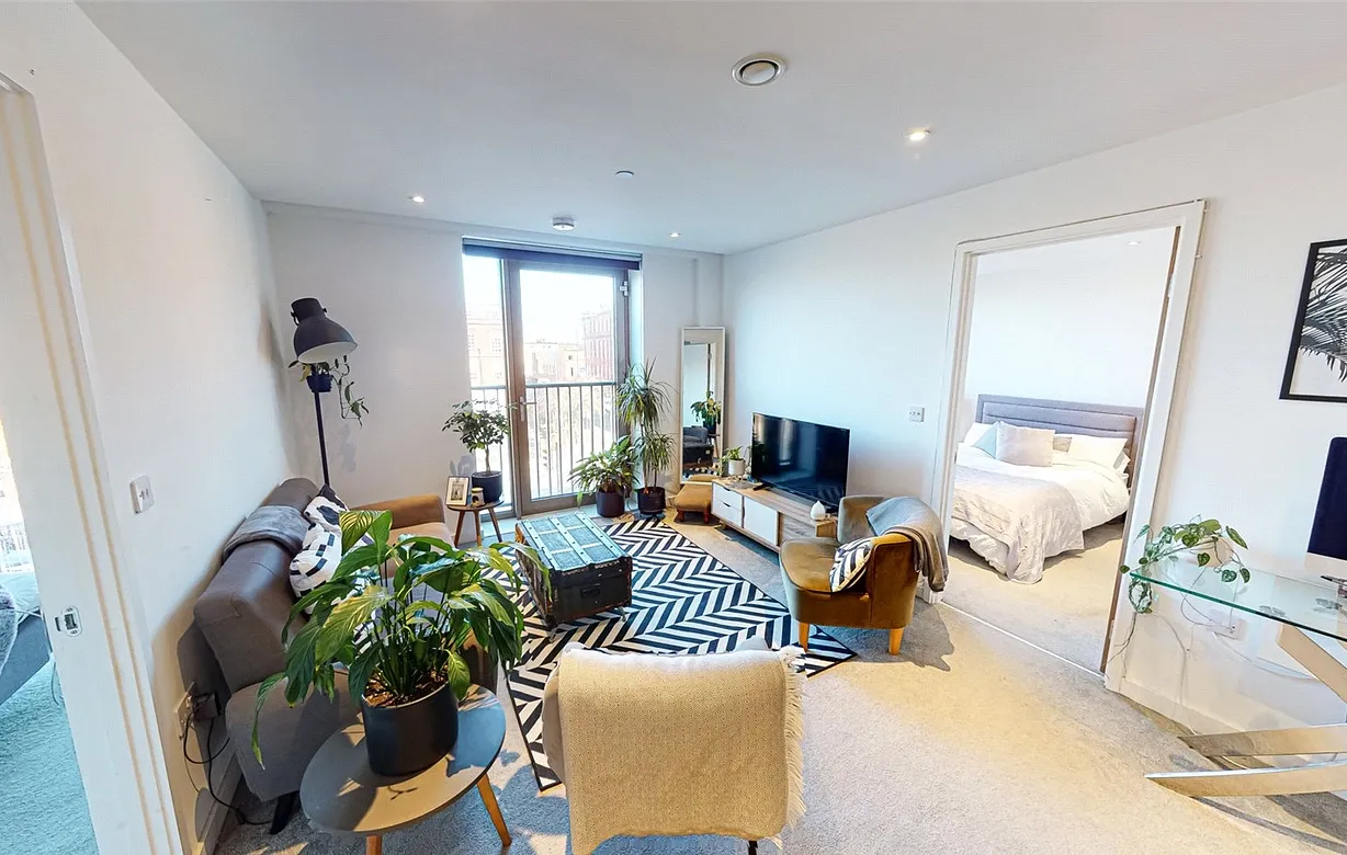 2 bedroom apartment for sale - Bentley Hurst