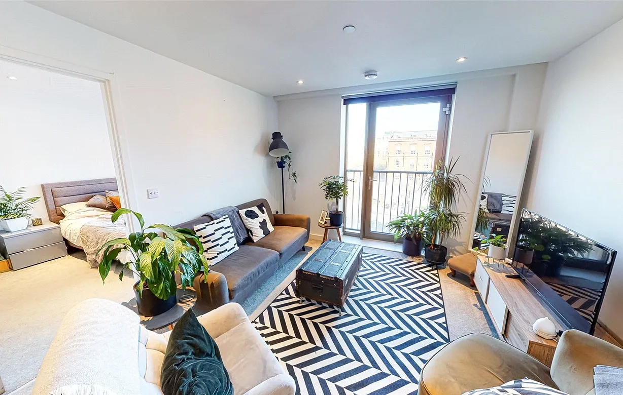 2 bedroom apartment for sale - Bentley Hurst