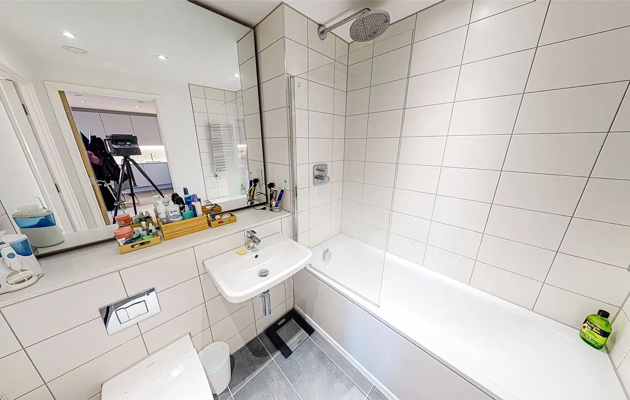 2 bedroom apartment for sale - Bentley Hurst