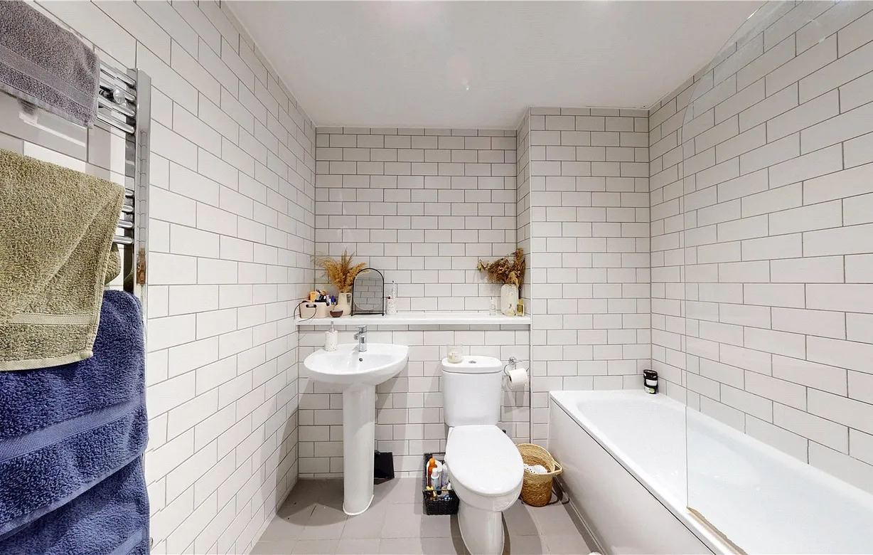 1 bedroom apartment to rent - Bentley Hurst
