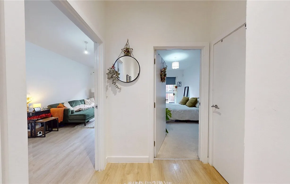 1 bedroom apartment to rent - Bentley Hurst