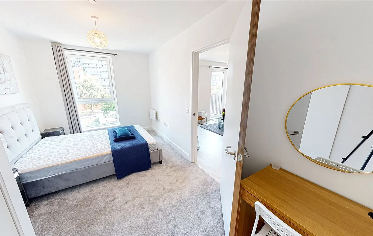 2 bedroom apartment to rent - Bentley Hurst