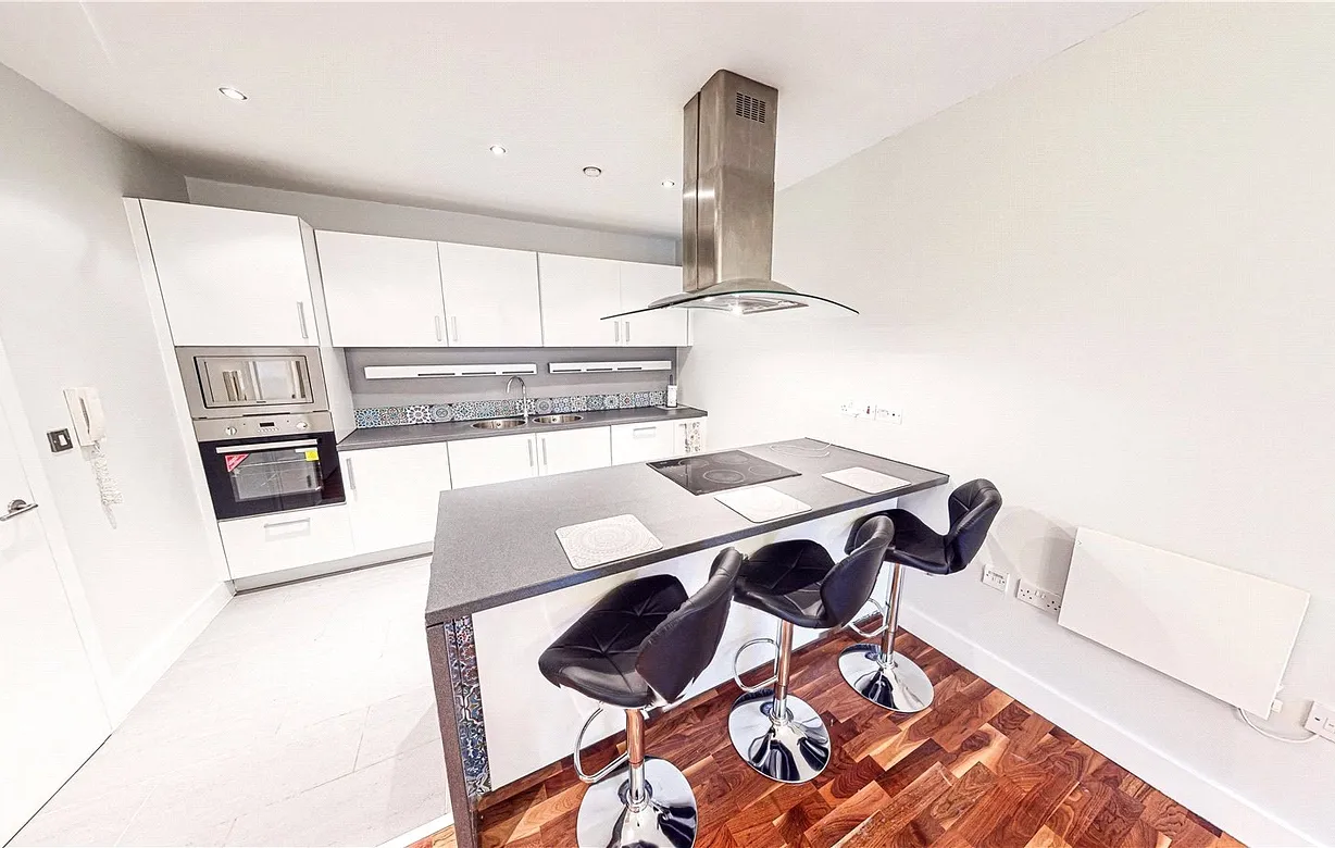 2 bedroom apartment to rent - Bentley Hurst