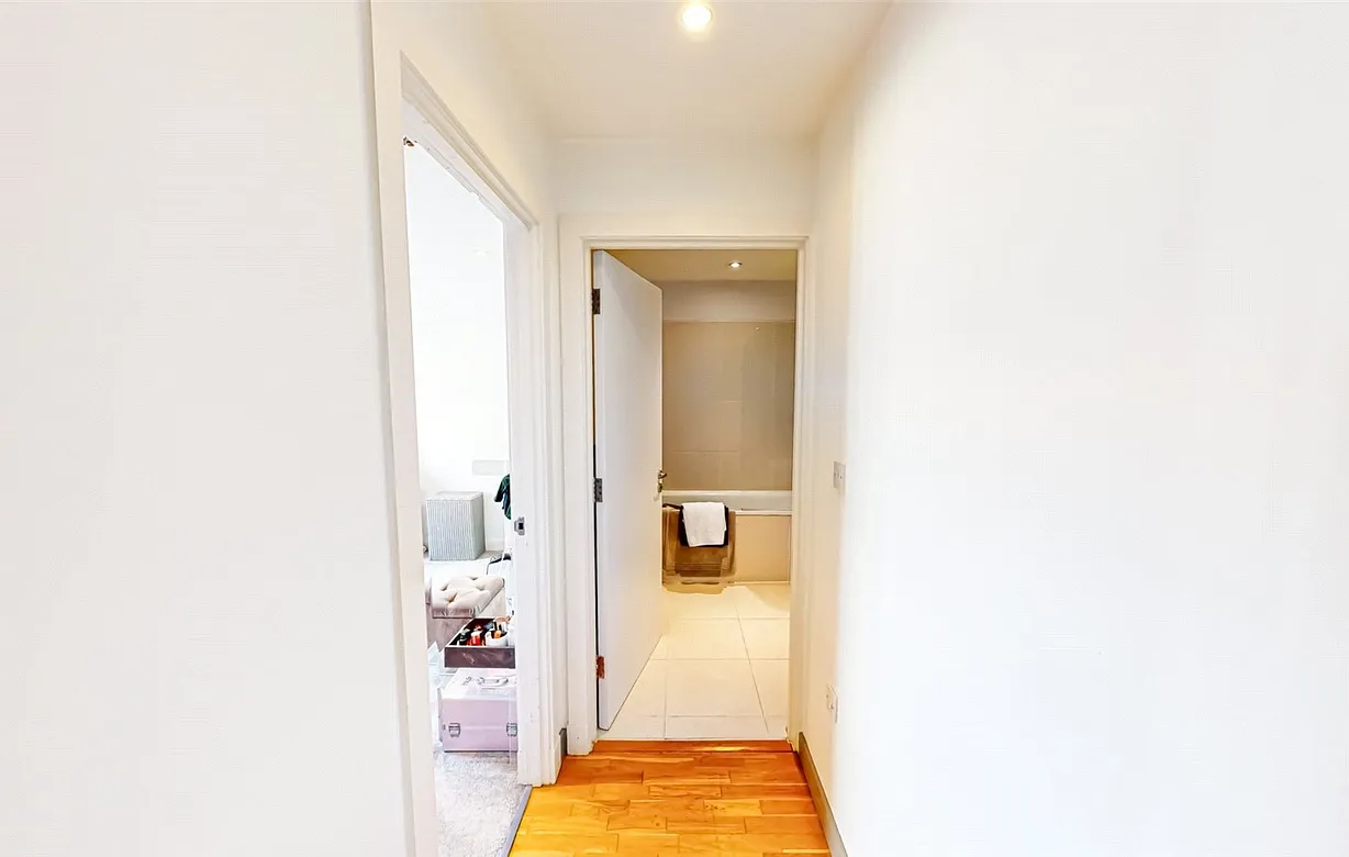 2 bedroom apartment to rent - Bentley Hurst