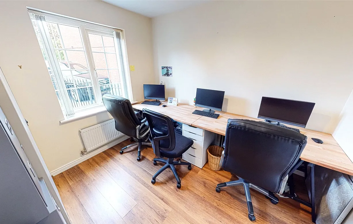 4 bedroom house for sale - Bentley Hurst