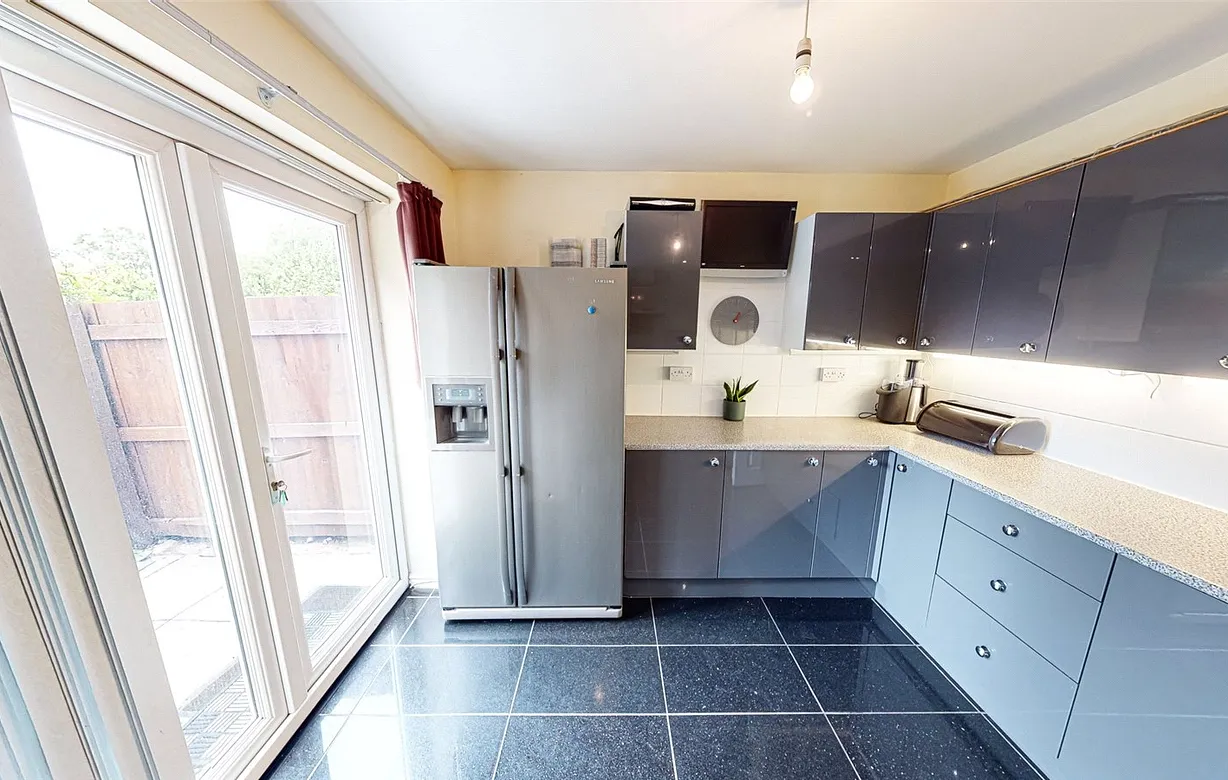 4 bedroom house for sale - Bentley Hurst