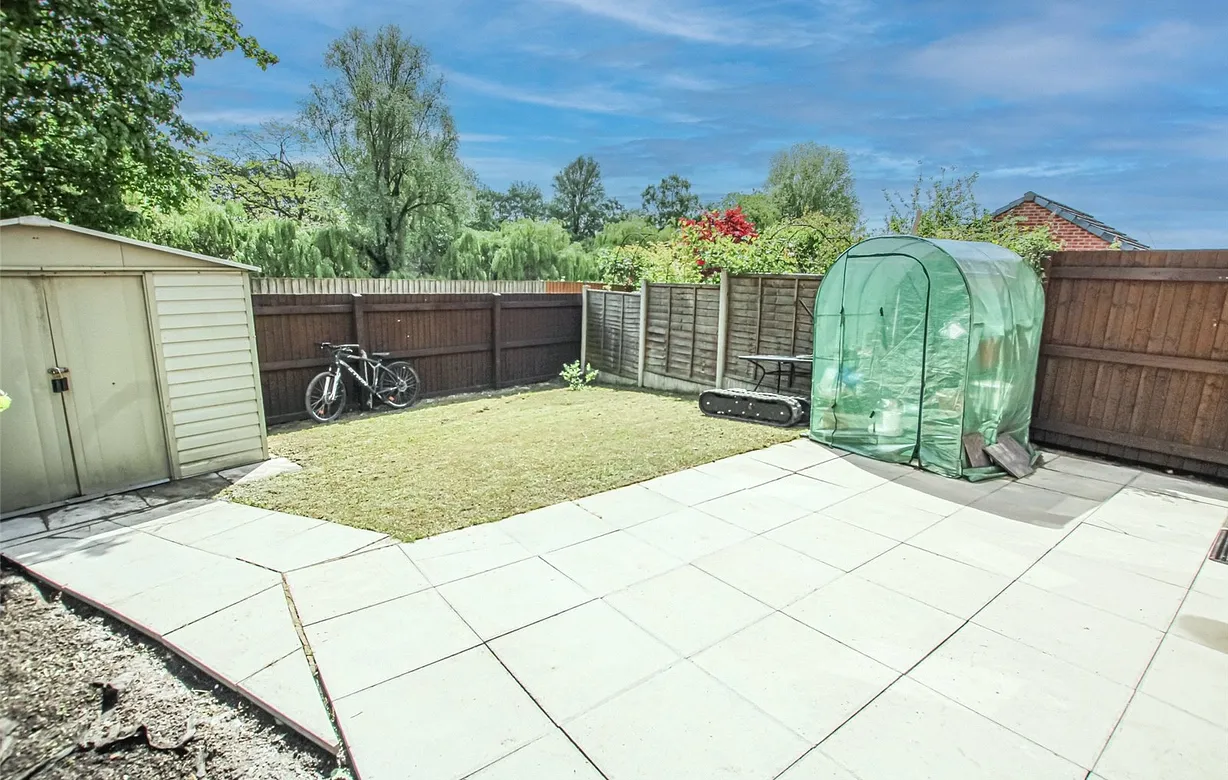 4 bedroom house for sale - Bentley Hurst