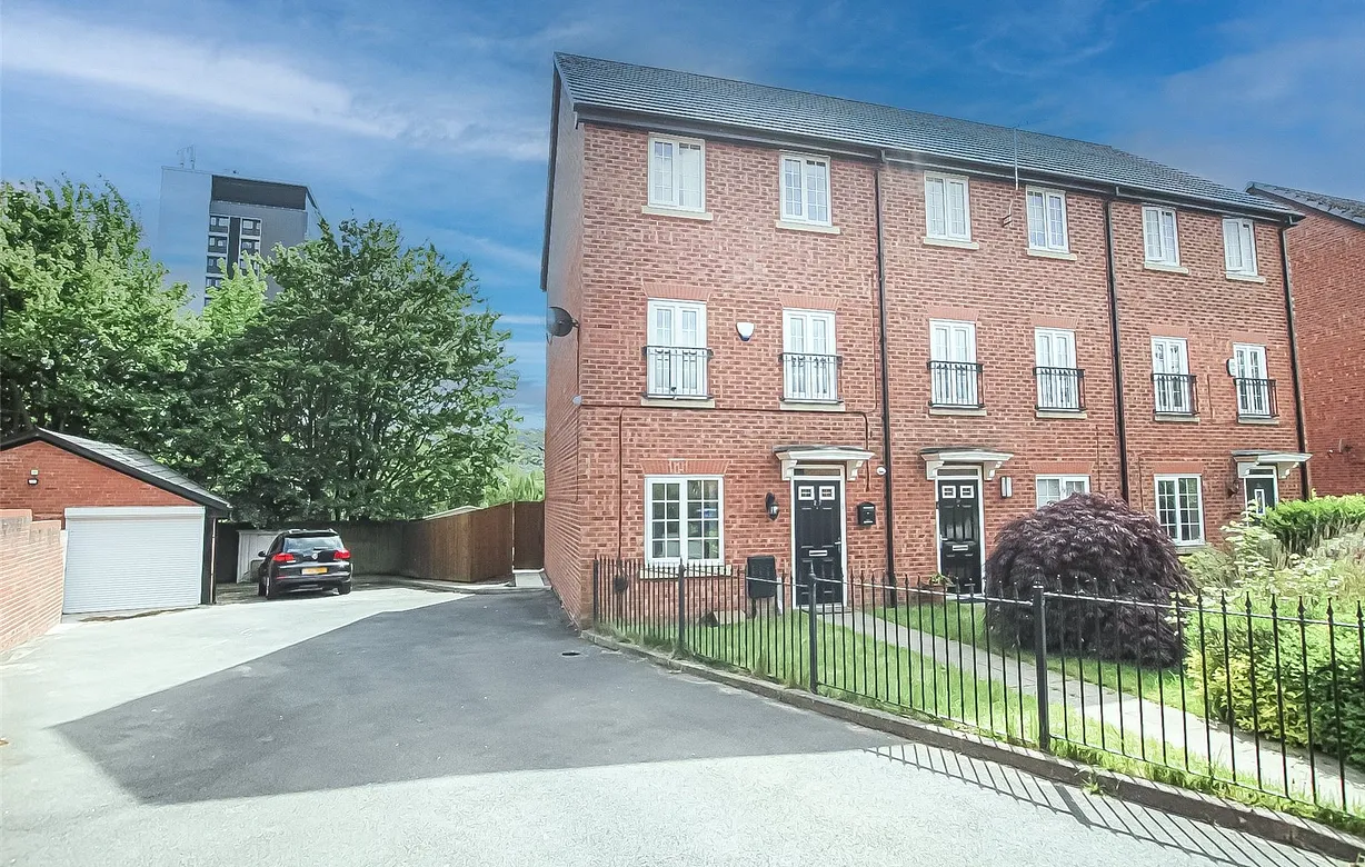 4 bedroom house for sale - Bentley Hurst
