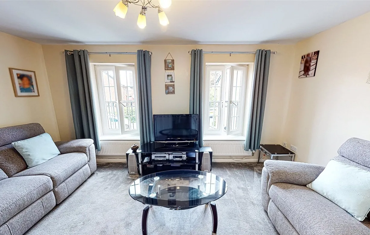 4 bedroom house for sale - Bentley Hurst