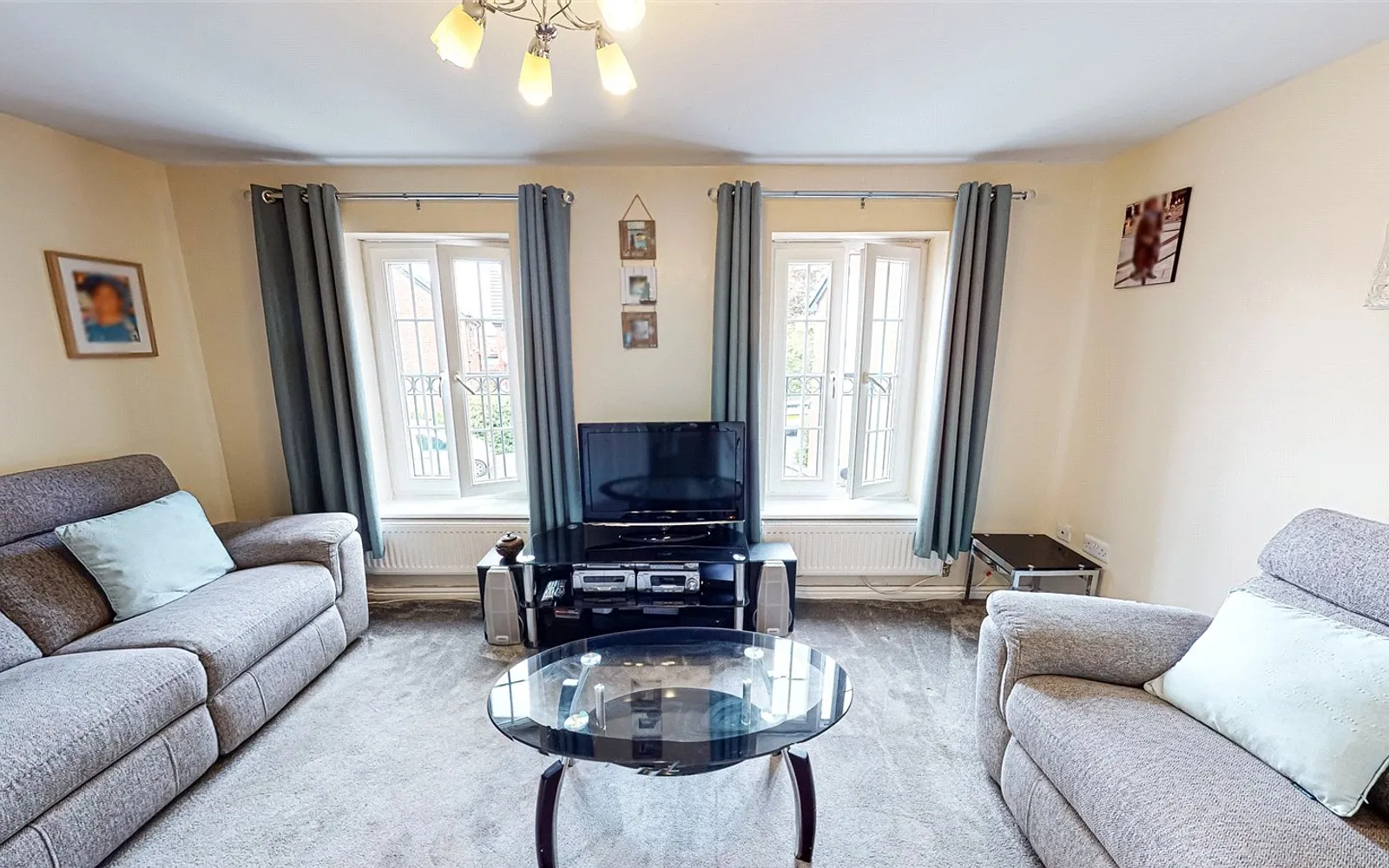 4 bedroom house for sale - Bentley Hurst