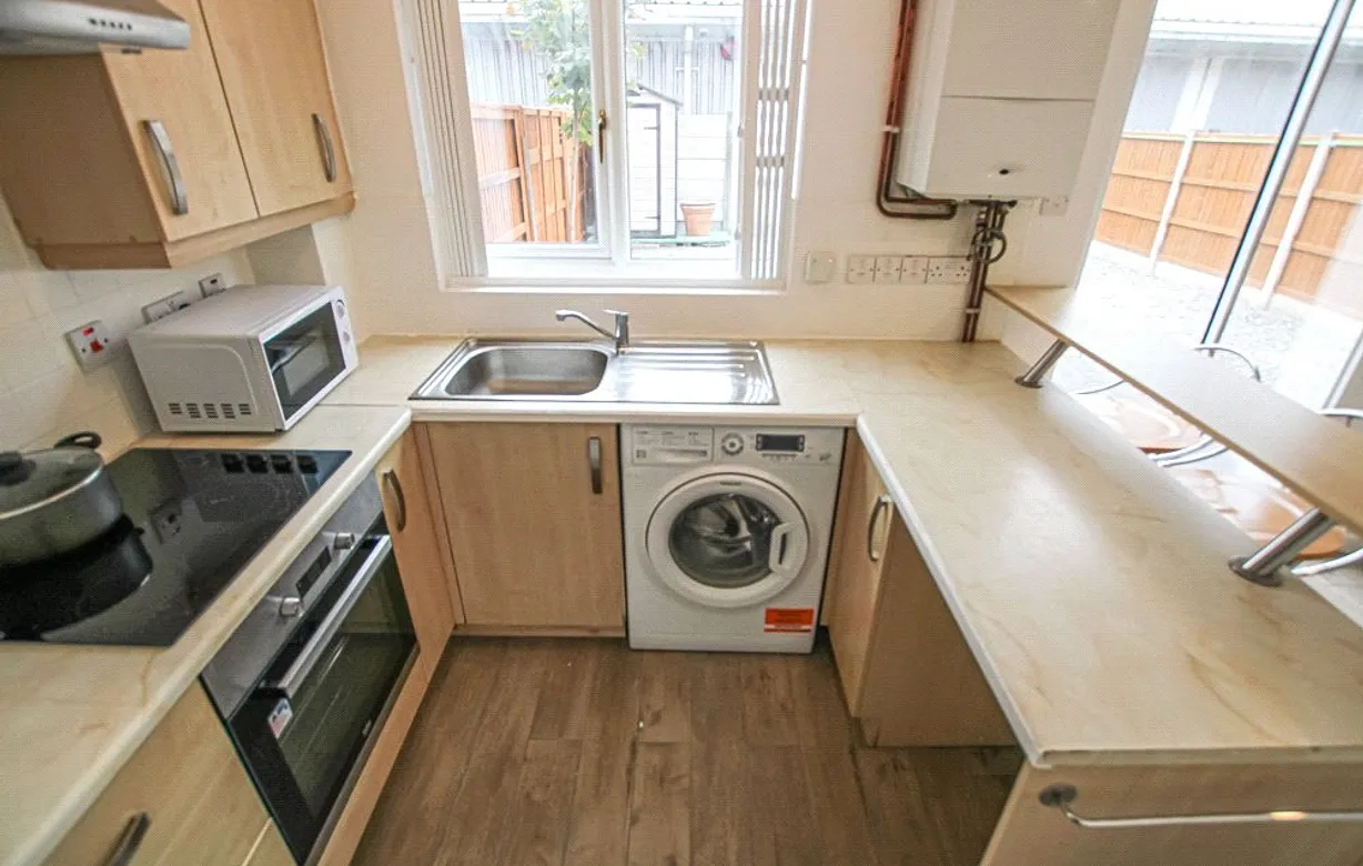 4 bedroom house to rent - Bentley Hurst