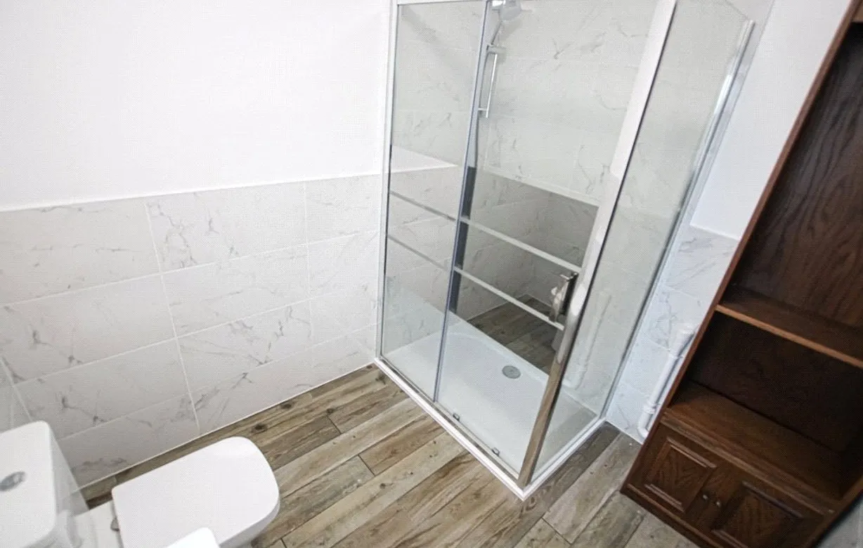 4 bedroom house to rent - Bentley Hurst