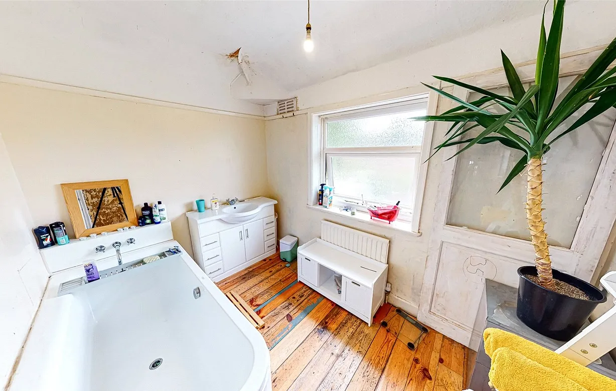 2 bedroom house for sale - Bentley Hurst