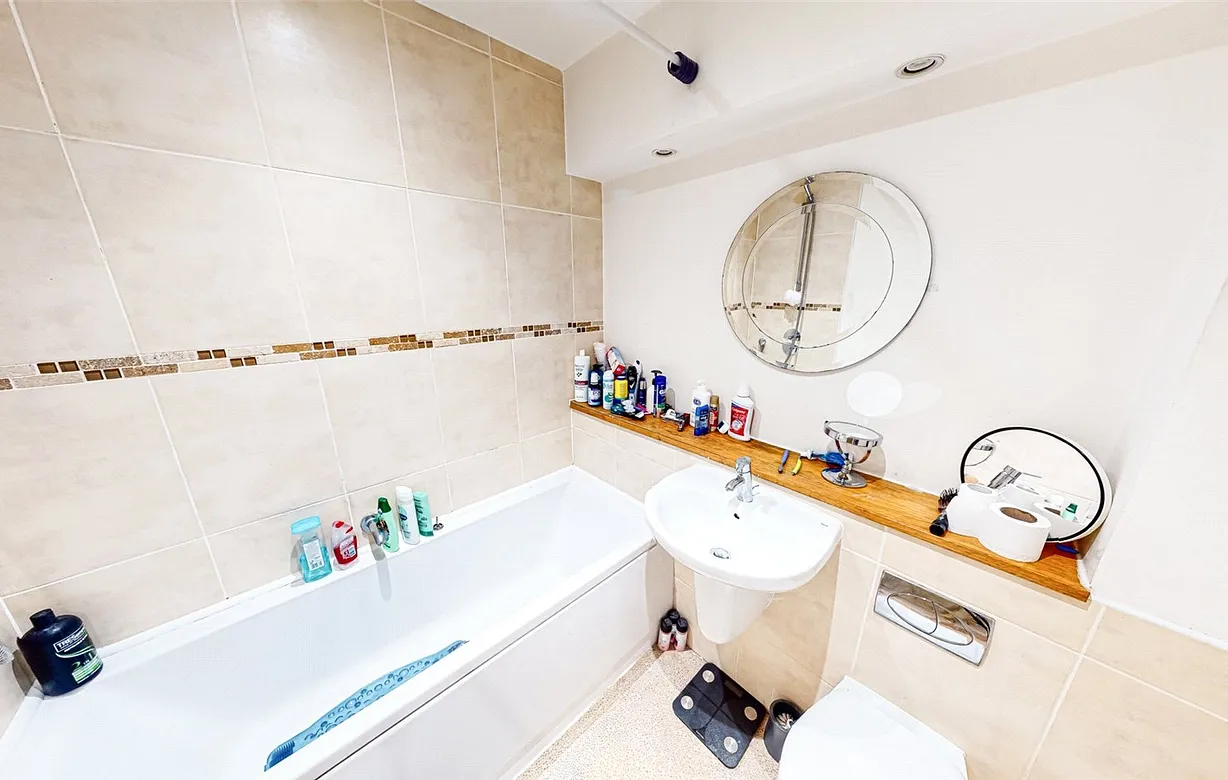 2 bedroom apartment for sale - Bentley Hurst