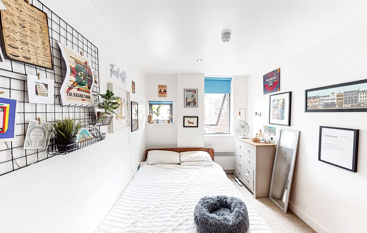 2 bedroom apartment for sale - Bentley Hurst