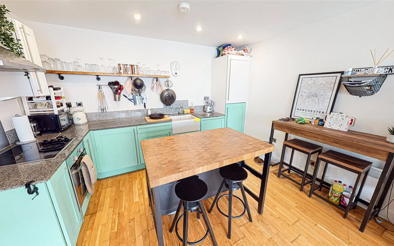 2 bedroom apartment for sale - Bentley Hurst