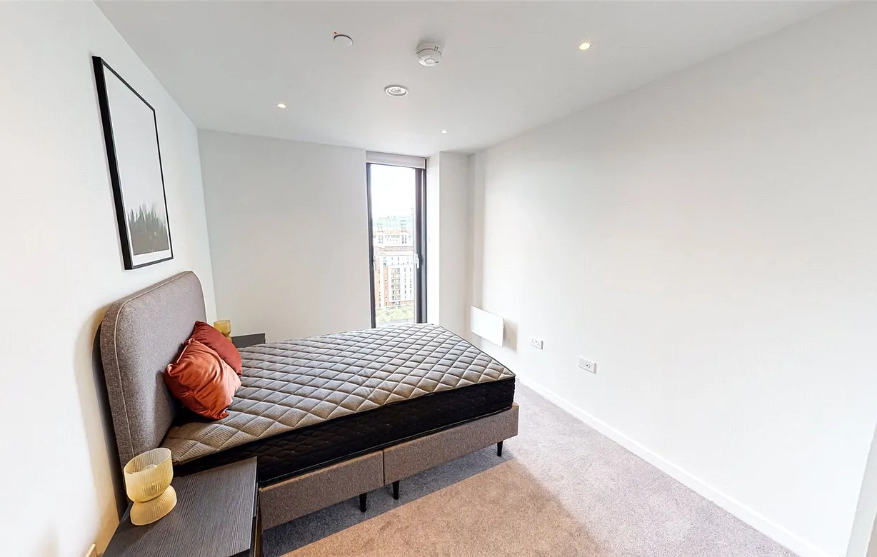 2 bedroom apartment to rent - Bentley Hurst