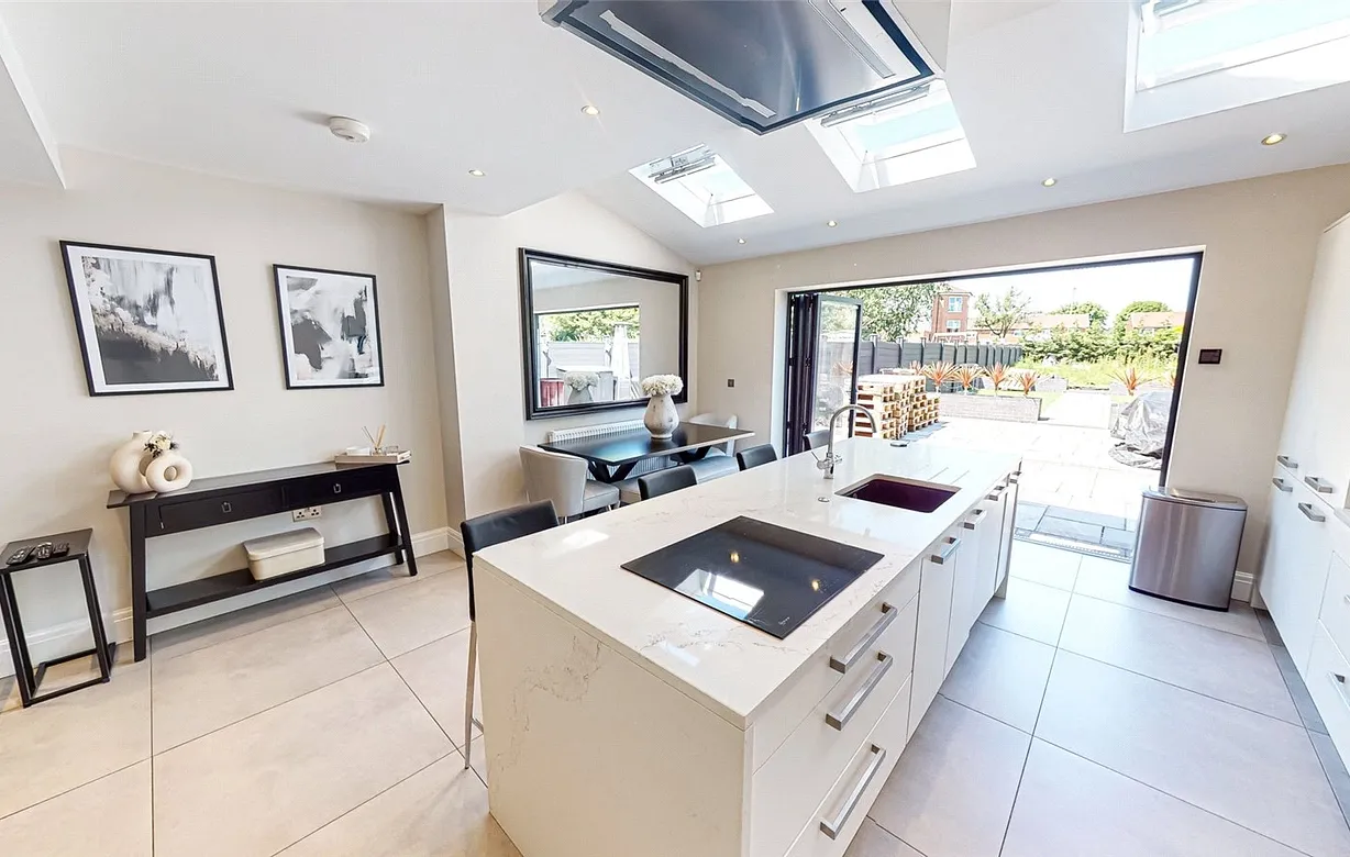 3 bedroom house for sale - Bentley Hurst