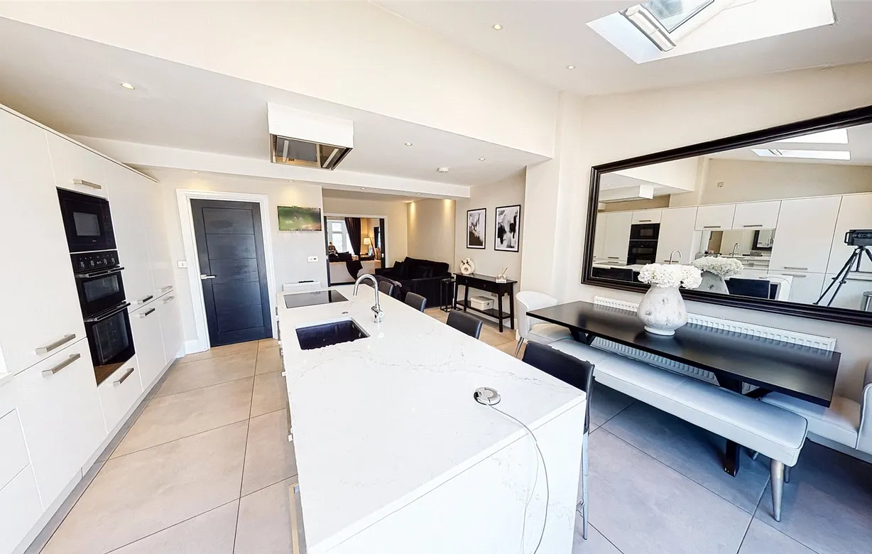 3 bedroom house for sale - Bentley Hurst