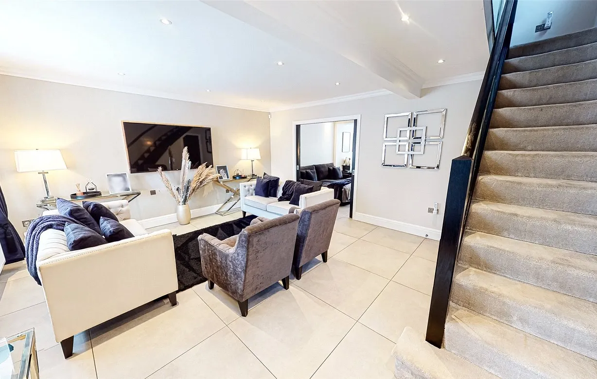 3 bedroom house for sale - Bentley Hurst