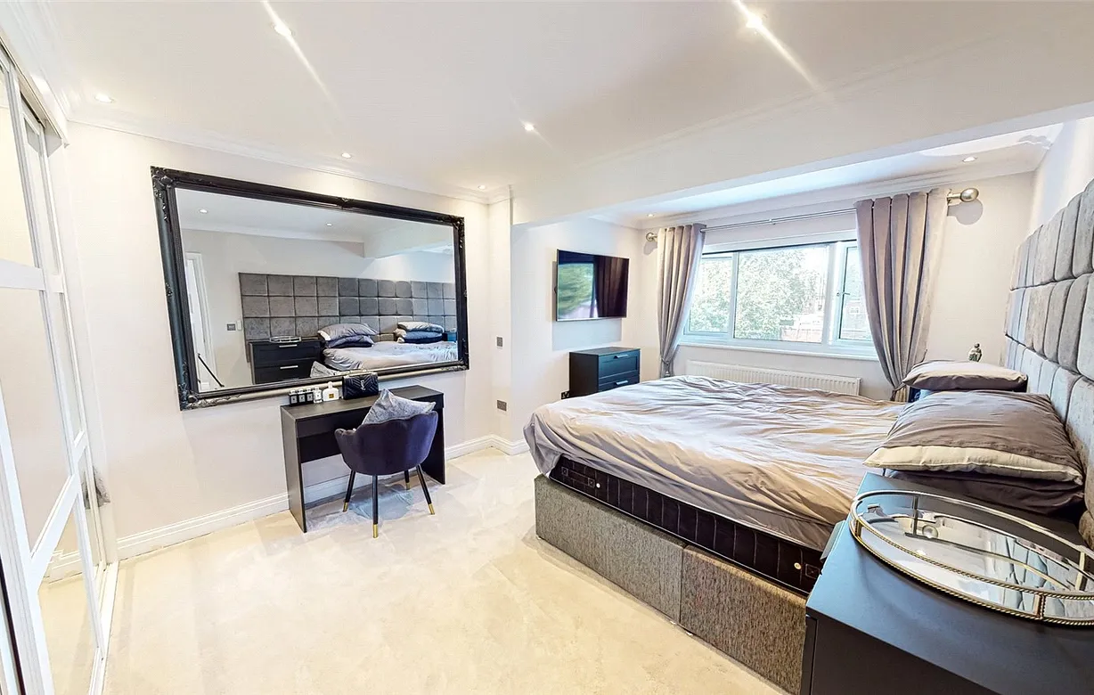 3 bedroom house for sale - Bentley Hurst