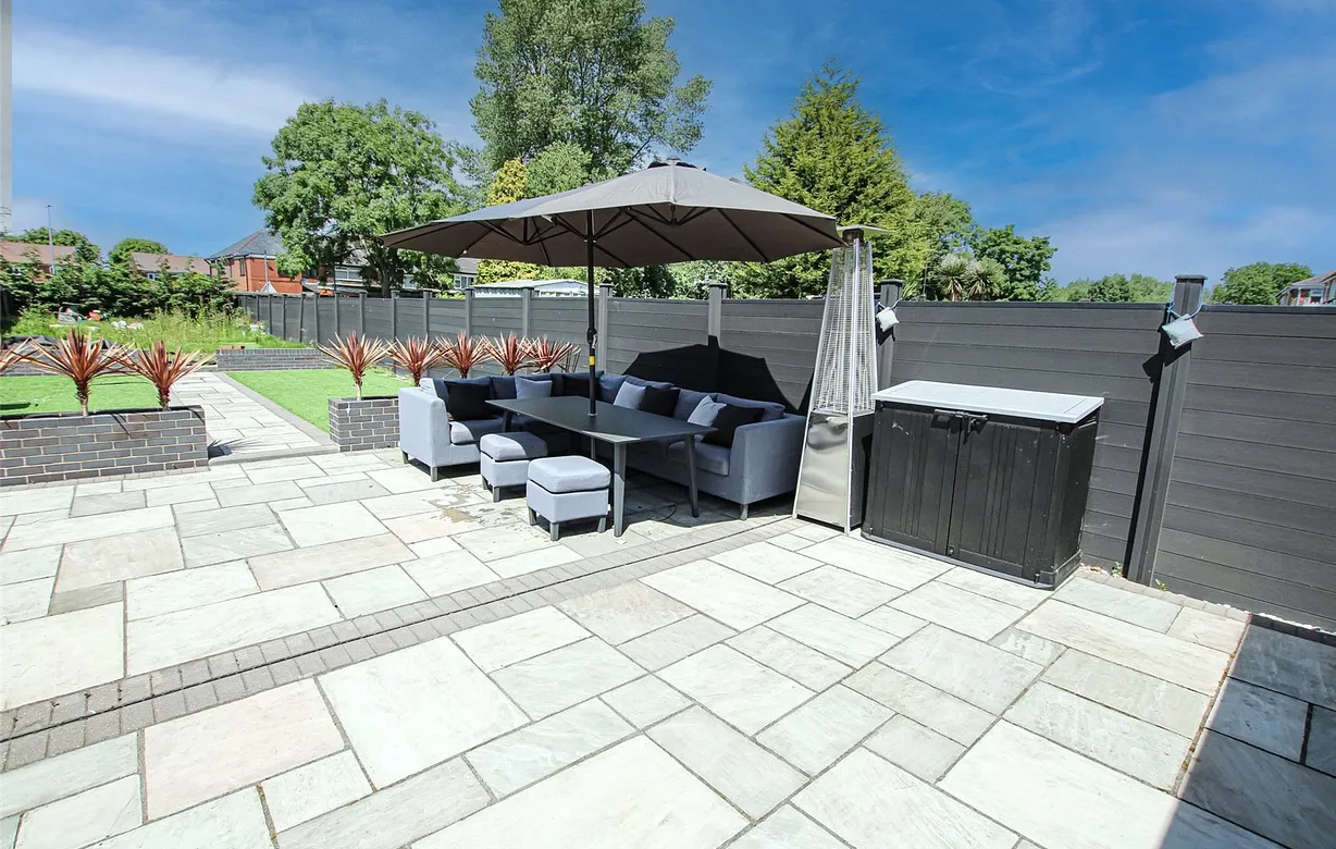 3 bedroom house for sale - Bentley Hurst
