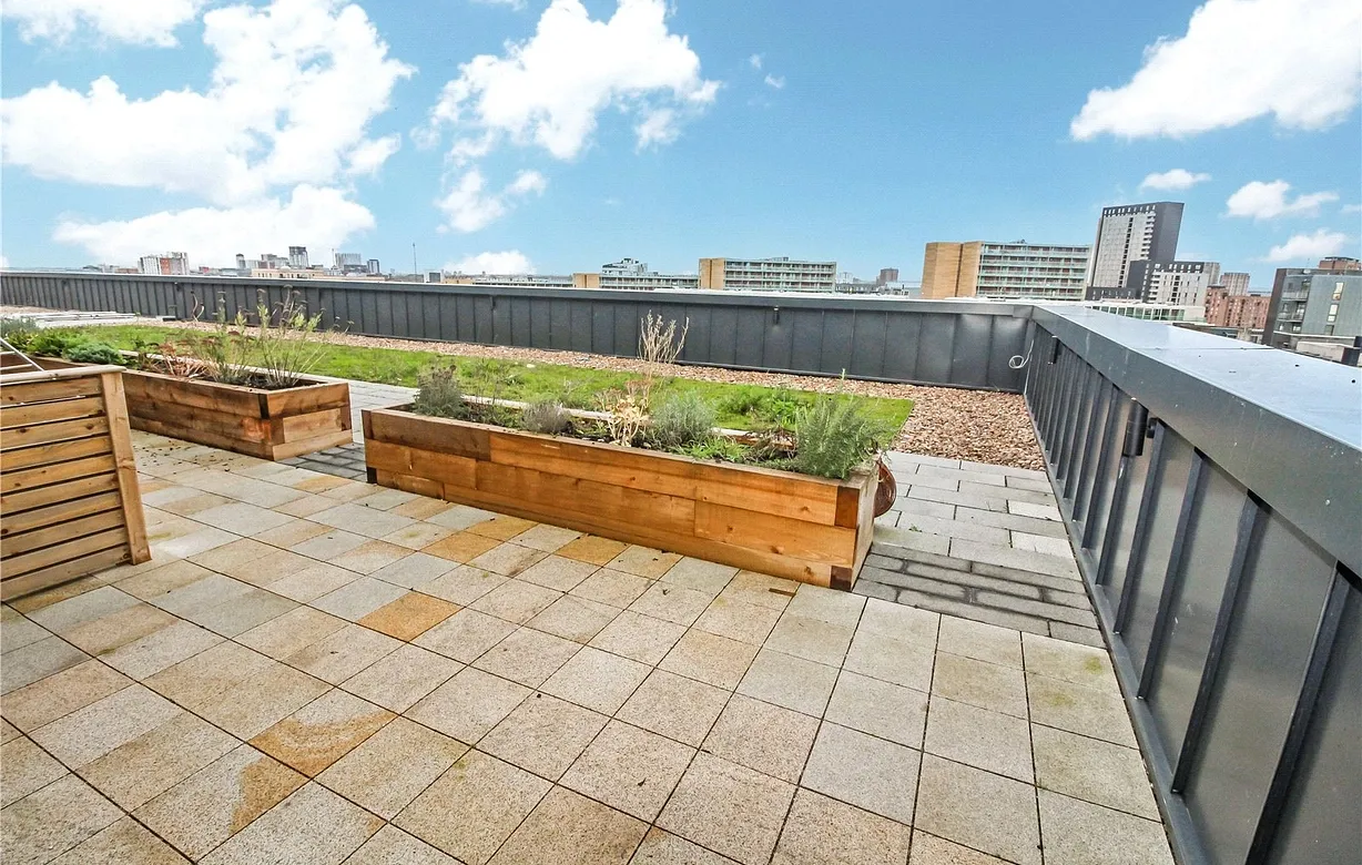 1 bedroom apartment to rent - Bentley Hurst