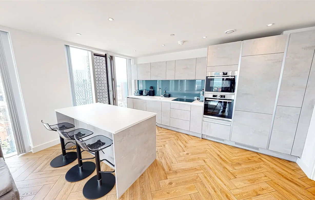 2 bedroom apartment to rent - Bentley Hurst