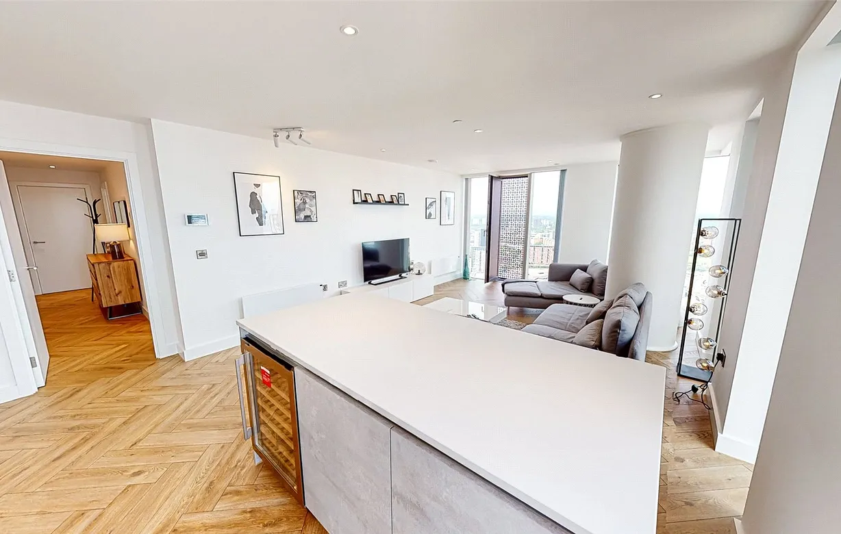 2 bedroom apartment to rent - Bentley Hurst