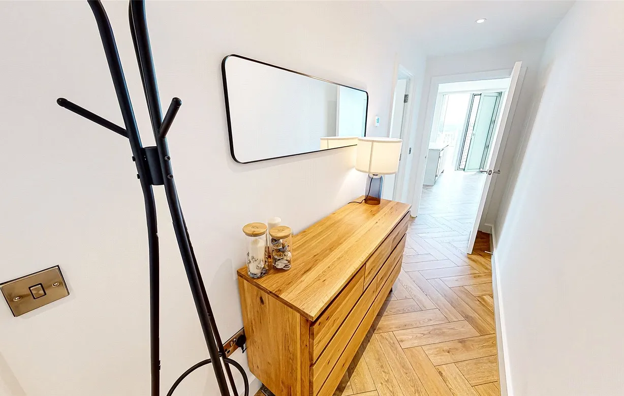 2 bedroom apartment to rent - Bentley Hurst