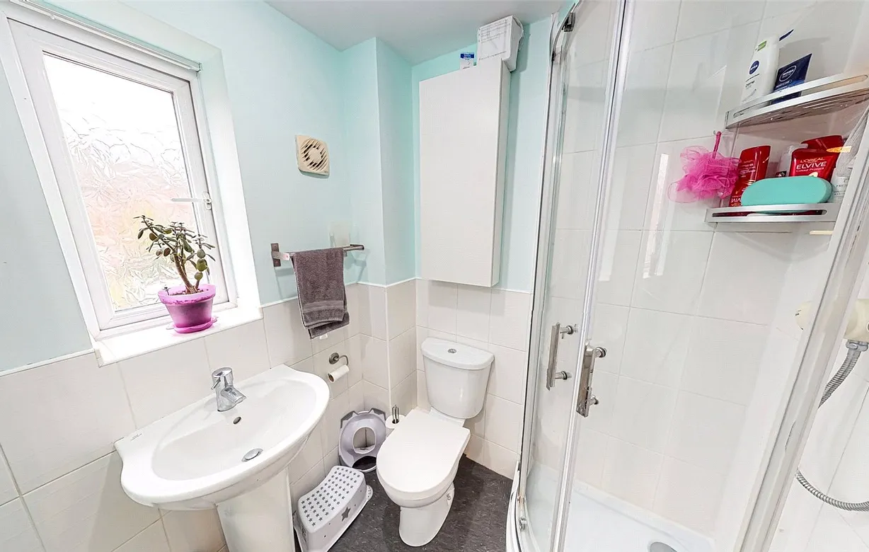 4 bedroom house for sale - Bentley Hurst