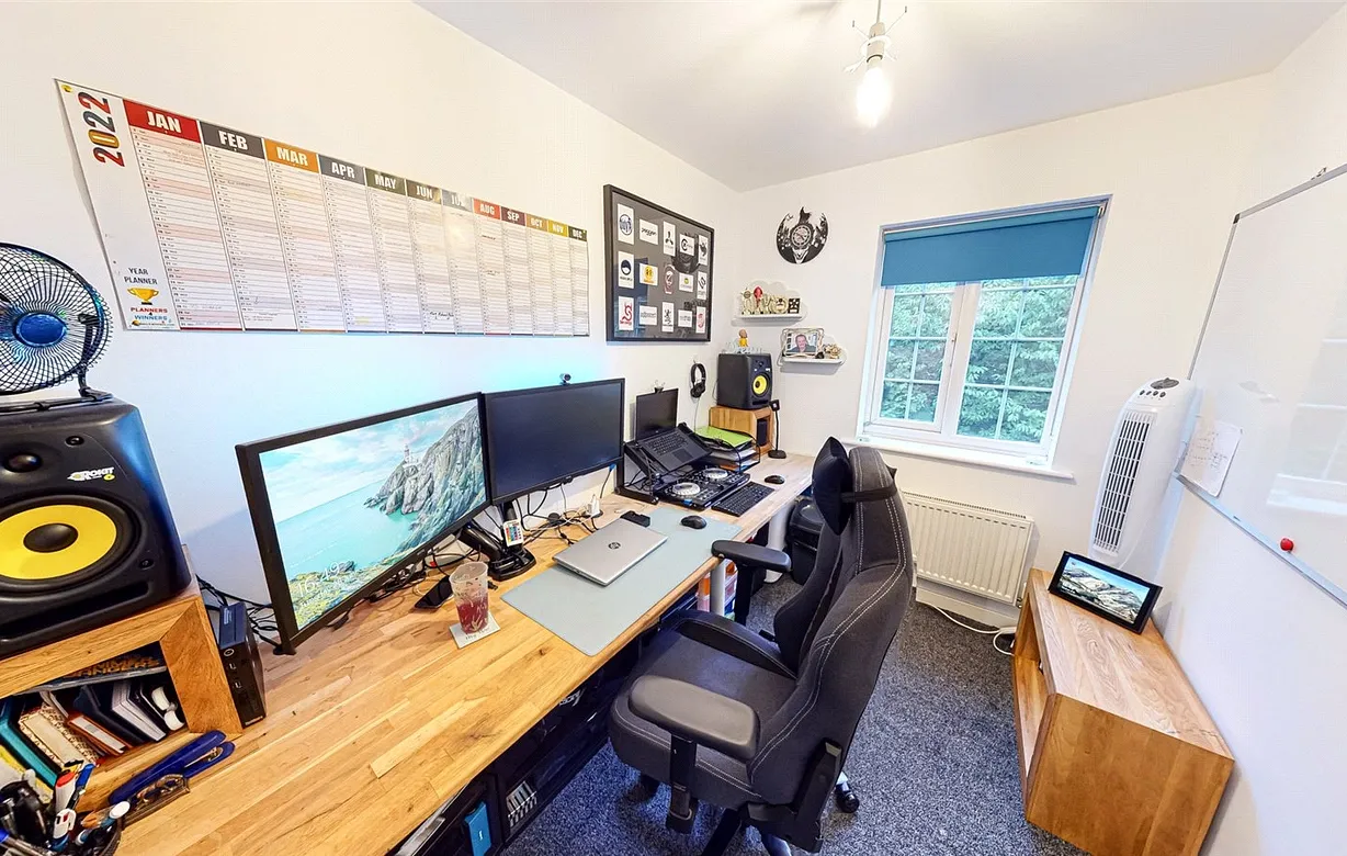 4 bedroom house for sale - Bentley Hurst