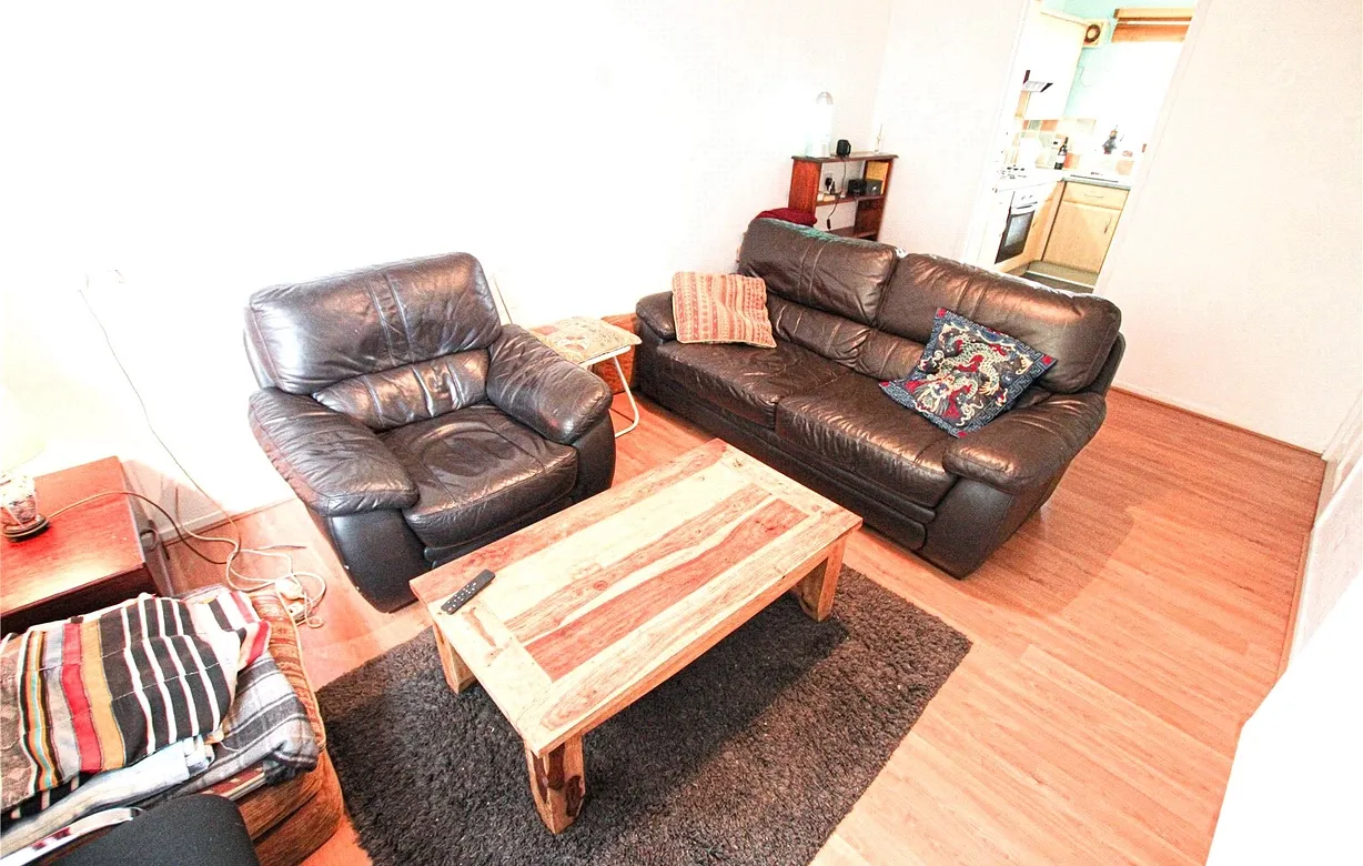 2 bedroom maisonette to rent - Bentley Hurst