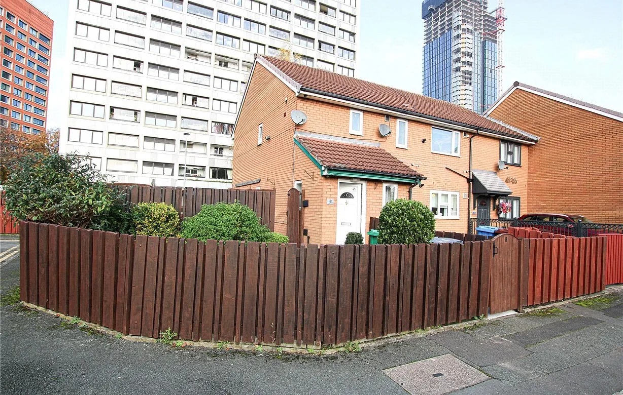 2 bedroom maisonette to rent - Bentley Hurst