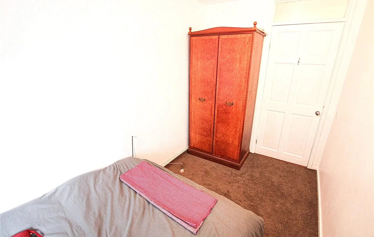 2 bedroom maisonette to rent - Bentley Hurst