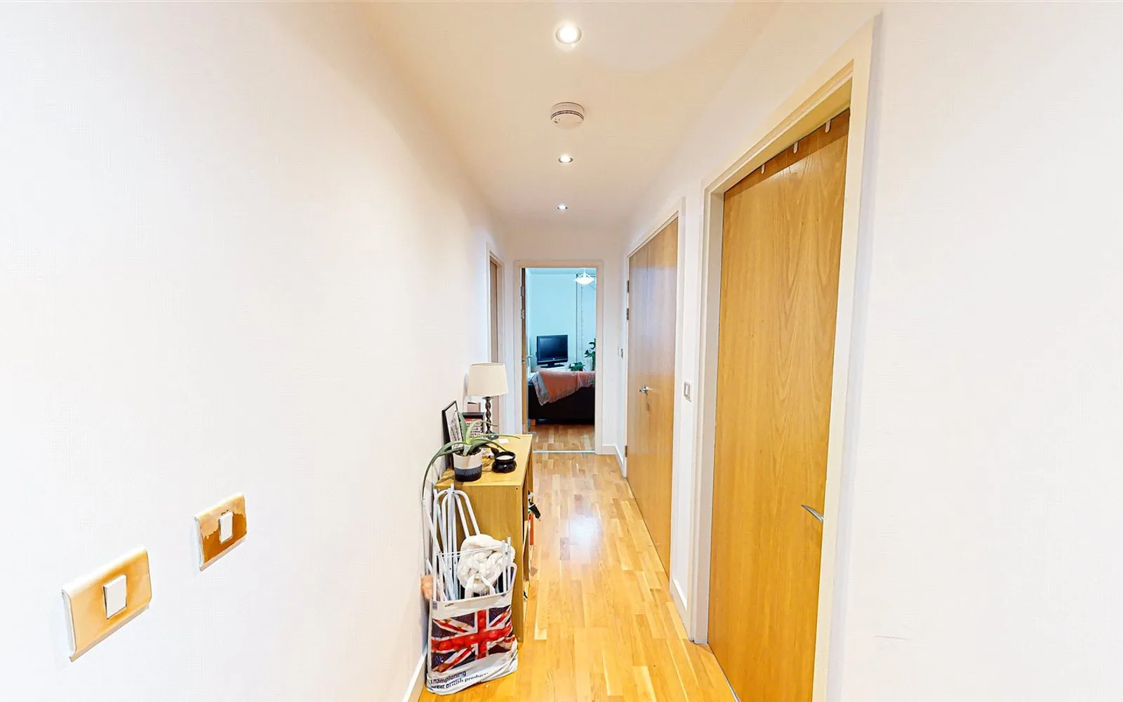 2 bedroom apartment for sale - Bentley Hurst