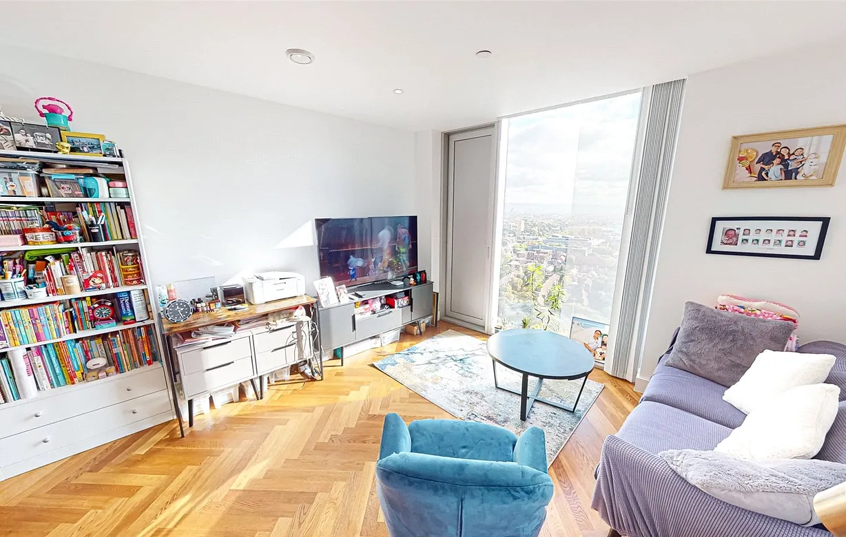 2 bedroom apartment for sale - Bentley Hurst