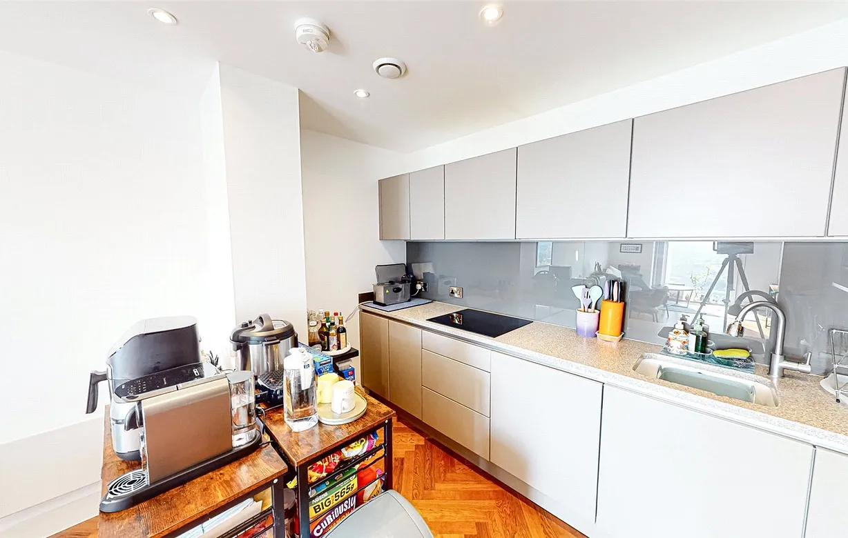 2 bedroom apartment for sale - Bentley Hurst